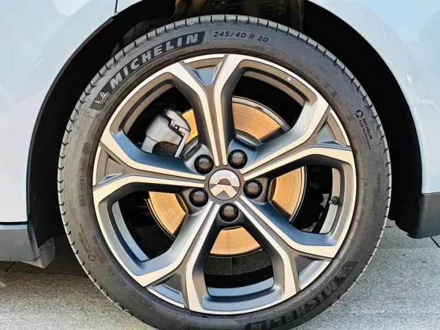 Nio ET5 Touring — Фото автомобиля 8