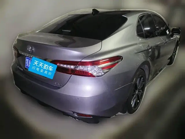 Toyota Camry 2021 2.5G Luxury Edition — Фото автомобиля 2
