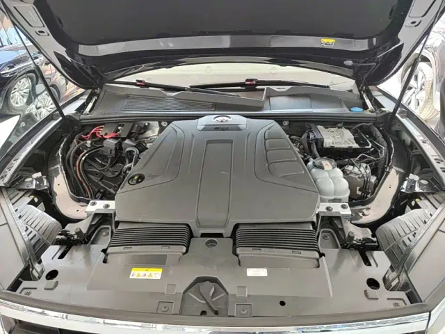 Volkswagen Touareg — Фото автомобиля 19