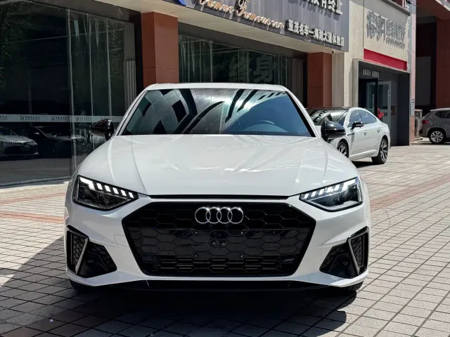 Audi A4L — Фото автомобиля 2