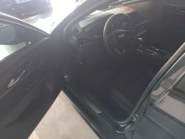Cadillac CT4 — Фото автомобиля 15