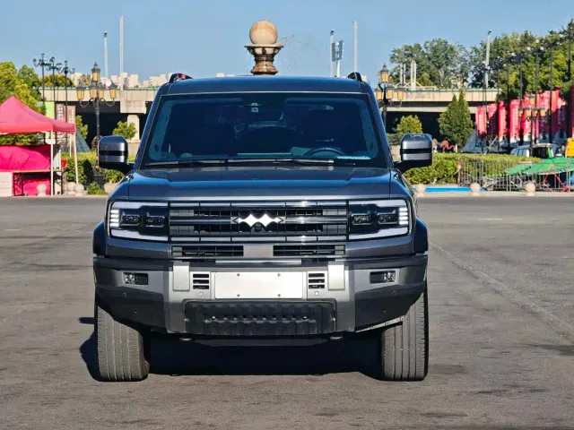 BYD FangChengBao Leopard 5 — Фото автомобиля 2