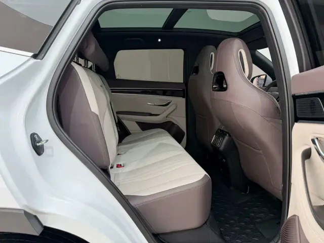 BYD Song PLUS — Фото автомобиля 5