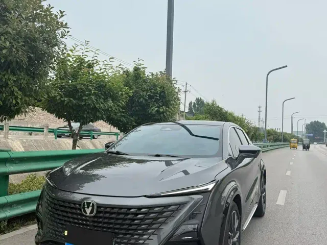 Changan UNI-T — Фото автомобиля 13