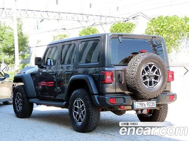 Jeep Wrangler JL — Фото автомобиля 3
