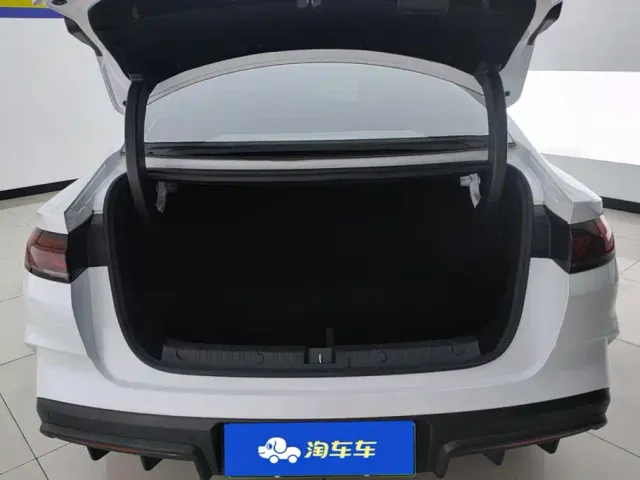 BYD Qin L — Фото автомобиля 4
