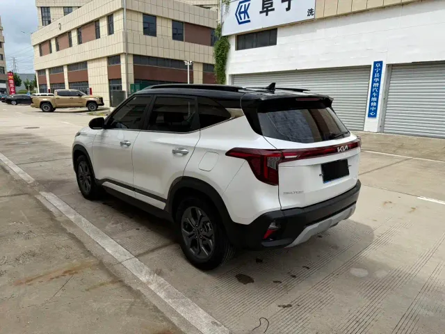 Kia Seltos — Фото автомобиля 6