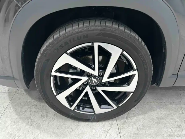 Jetta VS8 — Фото автомобиля 26
