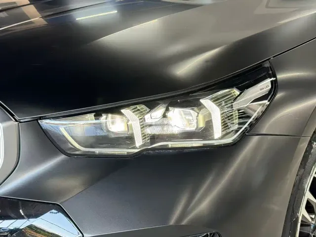 BMW 5 Series — Фото автомобиля 3