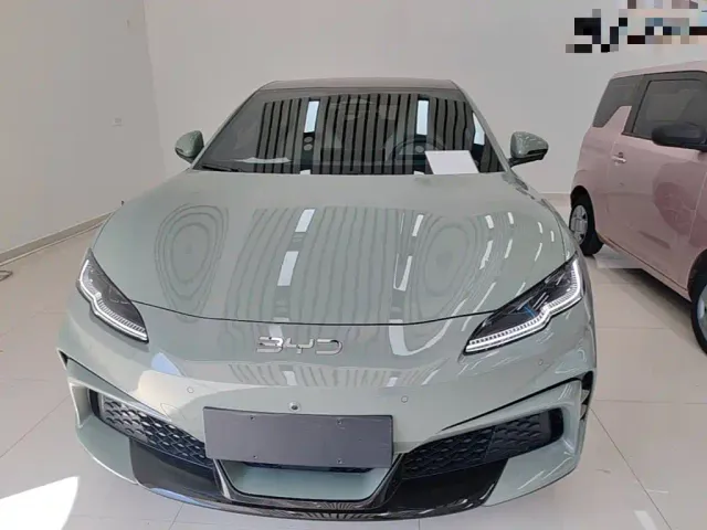 BYD Seal 06 GT — Фото автомобиля 2