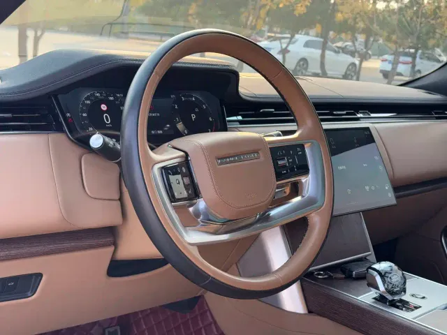 Land Rover Range Rover — Фото автомобиля 8