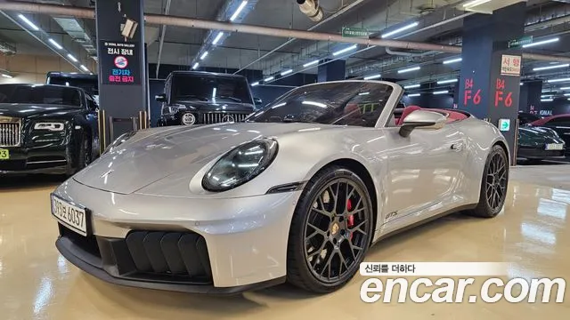 Фотография автомобиля — Porsche 911 992