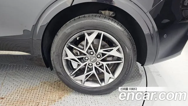 Genesis GV70 — Фото автомобиля 6