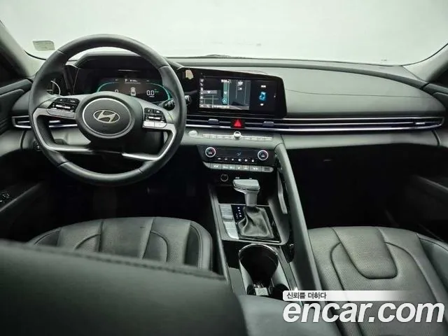 Hyundai Avante CN7 — Фото автомобиля 7