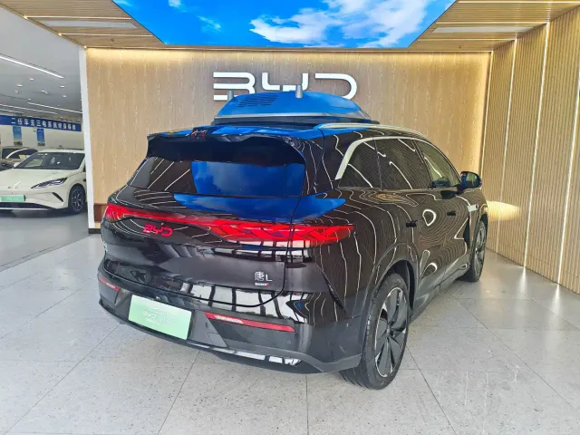 BYD Tang L — Фото автомобиля 19