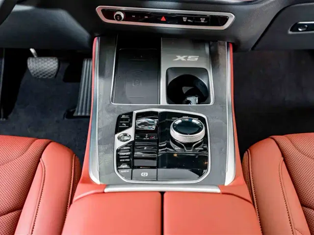 BMW X5 — Фото автомобиля 15