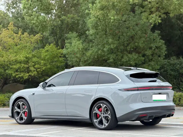 Nio ET5 Touring — Фото автомобиля 13