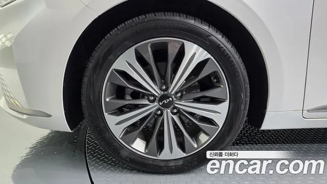Kia K8 K8 Hybrid — Фото автомобиля 4