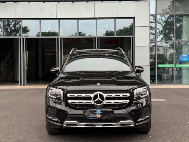 Mercedes-Benz GLB-Class — Фото автомобиля 2