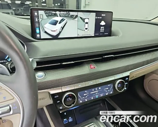 Genesis G80 Бензин 2.5 турбо AWD — Фото автомобиля 10