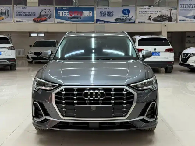 Audi Q3 — Фото автомобиля 2