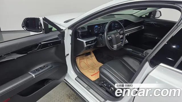 Hyundai Grandeur Grandeur (GN7) — Фото автомобиля 10