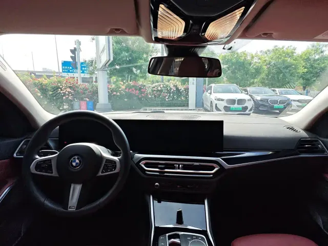 BMW i3 — Фото автомобиля 12