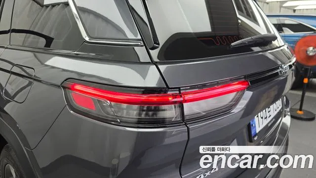 Jeep Cherokee WL — Фото автомобиля 23