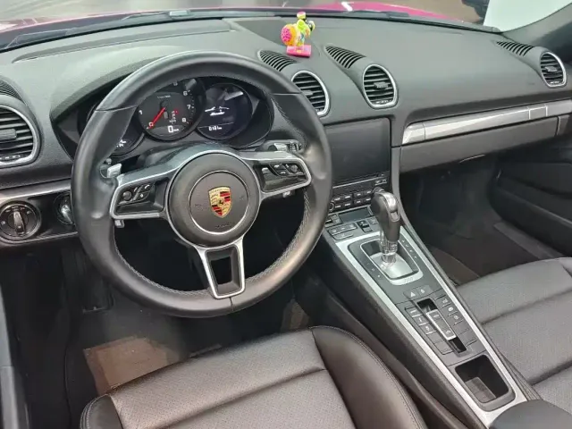 Porsche 718 — Фото автомобиля 6