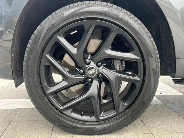 Land Rover Range Rover Sport — Фото автомобиля 15