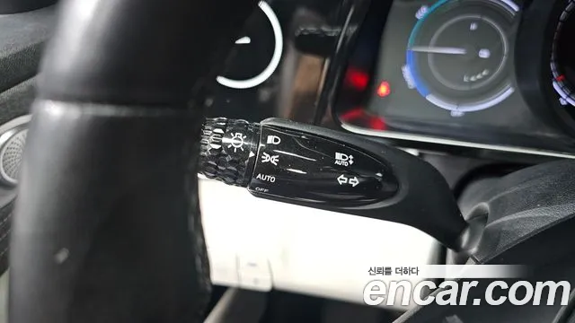 Hyundai AVANTE — Фото автомобиля 27