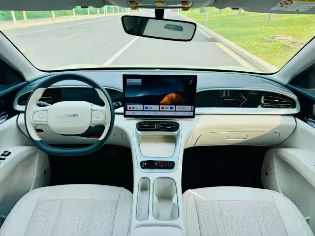 Geely Starry Wish — Фото автомобиля 6