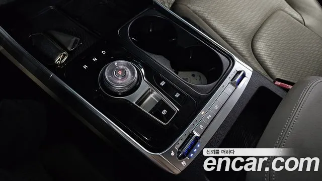Kia Carnival 4th Gen — Фото автомобиля 12