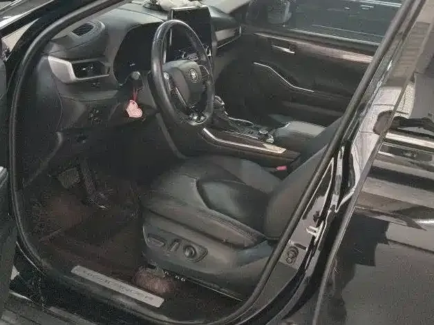 Toyota Highlander — Фото автомобиля 7