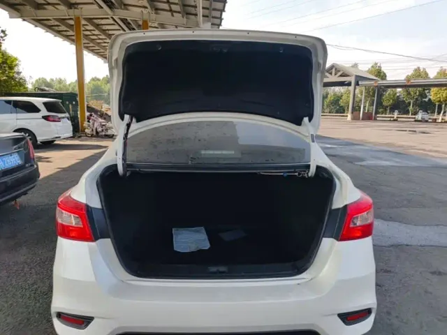 Nissan Sylphy — Фото автомобиля 18