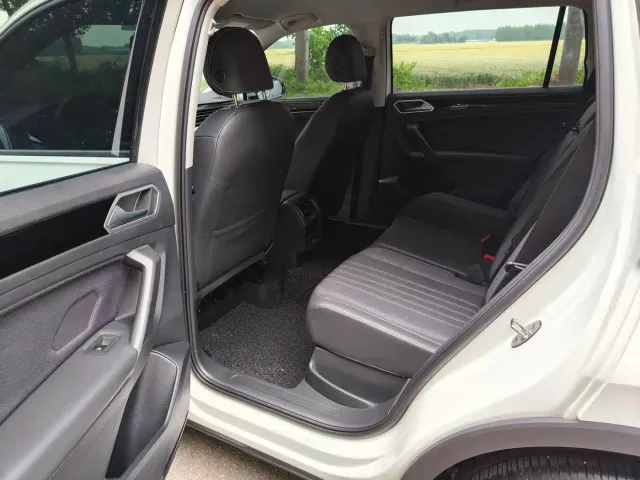 Volkswagen Tiguan L — Фото автомобиля 12