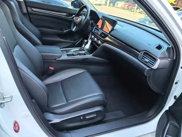 Honda Accord — Фото автомобиля 13