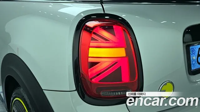 Mini Cooper Cooper Электро SE Электро — Фото автомобиля 18