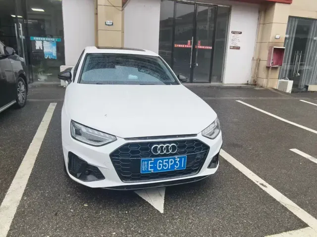 Audi A4L — Фото автомобиля 2
