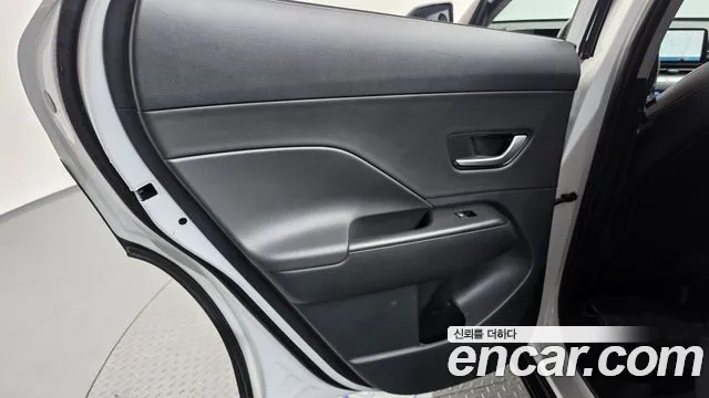 Hyundai Kona — Фото автомобиля 14