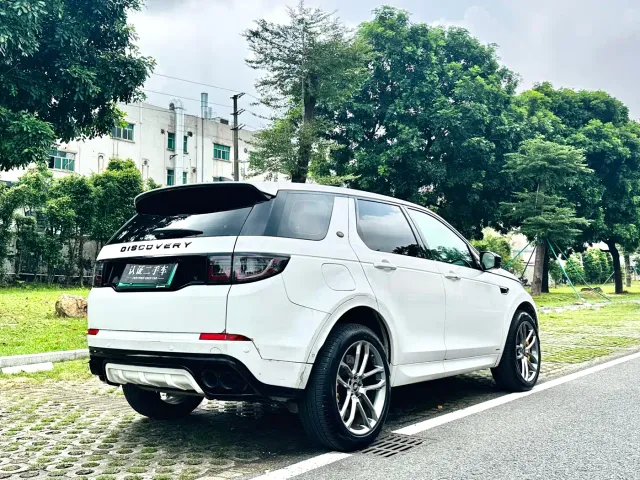 Land Rover Discovery Sport — Фото автомобиля 5