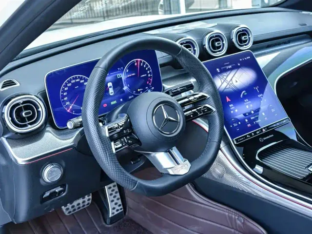 Mercedes-Benz C-Class — Фото автомобиля 12