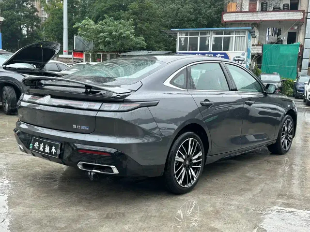 Changan Eado — Фото автомобиля 5