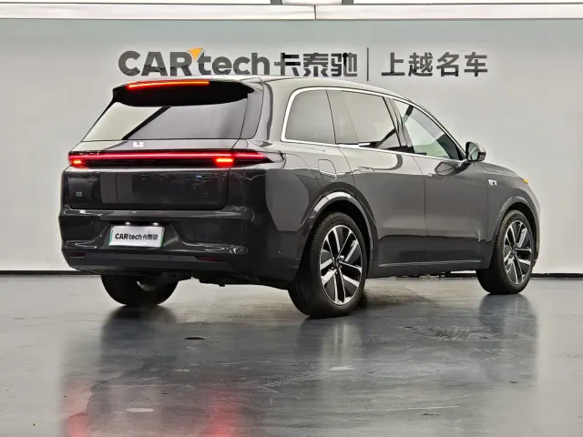 Li Auto L8 — Фото автомобиля 3