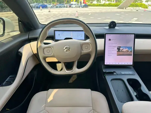 Nio ET5 Touring — Фото автомобиля 9