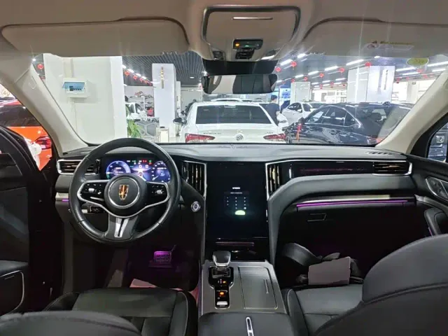 Hongqi HS7 PHEV — Фото автомобиля 9