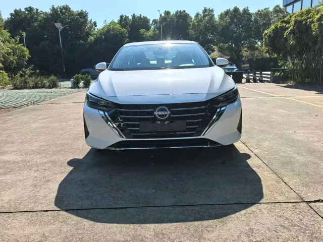 Фотография автомобиля — Nissan Sylphy