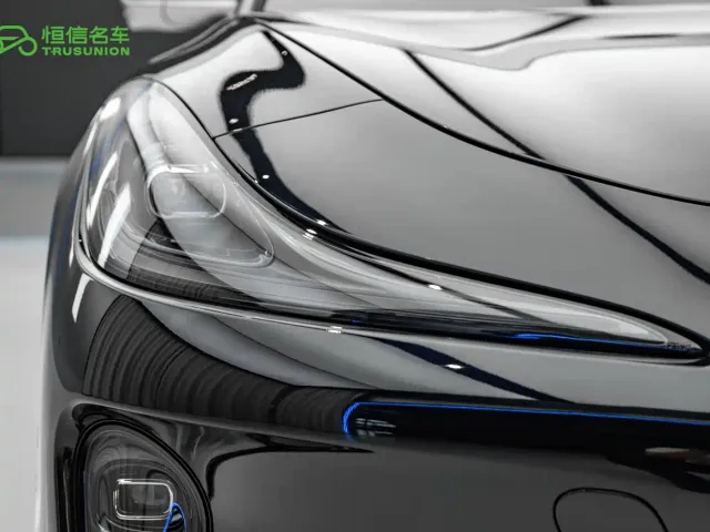 IM Motors L6 — Фото автомобиля 10