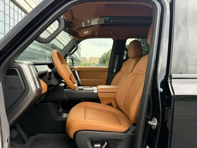 iCAR V27 — Фото автомобиля 8