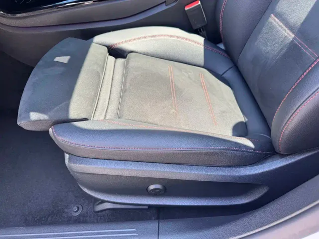 Mercedes-Benz A-Class — Фото автомобиля 25